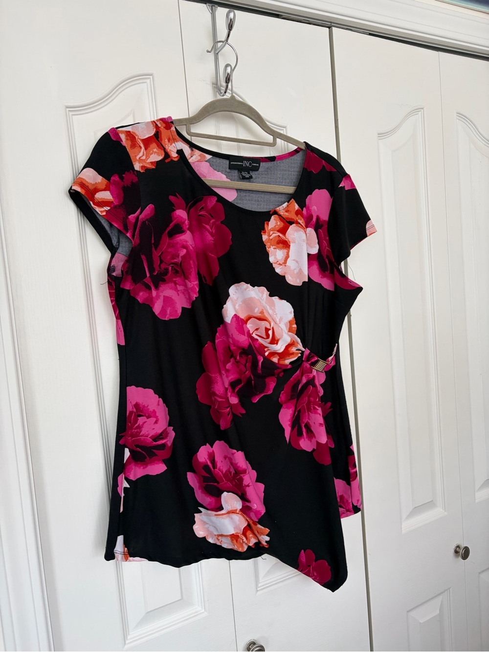 INC International Concepts Black Tee with Pink & Orange Rose Print